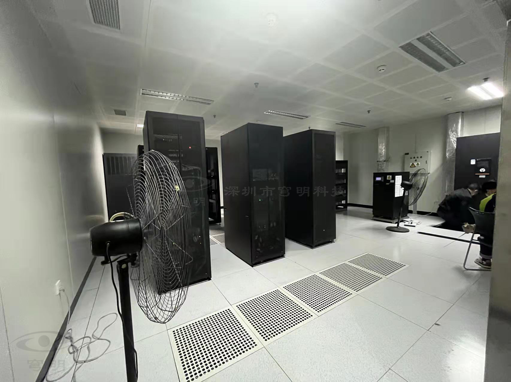 UPS市場迎新數(shù)據中心建設(金屬復合板的應用)